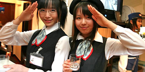 littletgvwaitresses.jpg