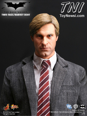 7-TDK_Two-Face_Harvey-Dent.jpg