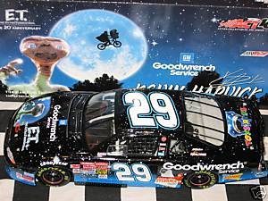 E.T%20Kevin%20Harvick.jpg