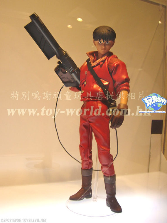 MEDICOM-EX09-AKIRA-02.jpg