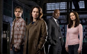 the_sarah_connor_chronicles_lena_headey_and_thomas_dekker__2_.jpg