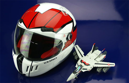 20091020macrossmotorcyclehelmet.jpg