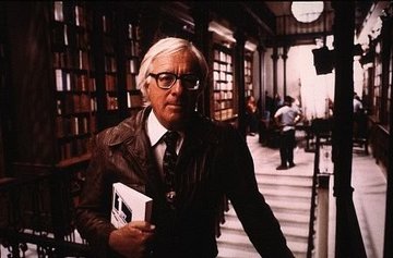 Ray-Bradbury-Author-of-Fahrenheit-451.jpg