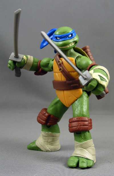 leonardo-tmnt-poe-ghostal-review-2.jpg