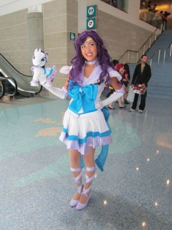 FemaleMLPFanAnimeExpo20131.jpg
