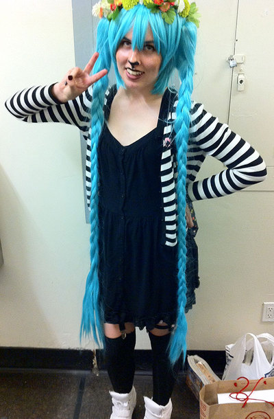 SC_11_J-POP2014-12_MikuCosplayGirlCat.jpg