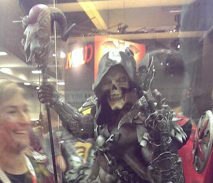 sideshowskeletor.jpg